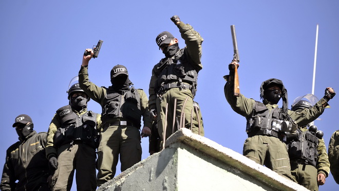 Cảnh sát Bolivia đình công lớn