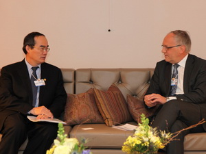 Ngày đầu tiên của đoàn Việt Nam tại WEF 2011