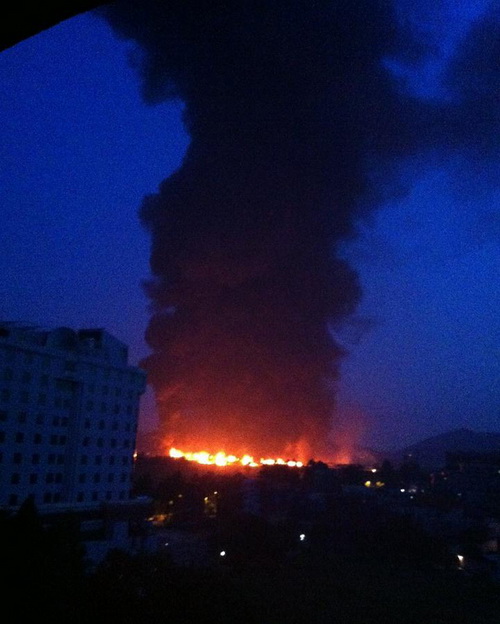 Trung Quốc: nổ xe dầu, 20 người chết