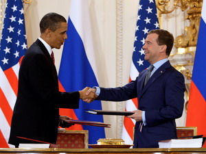 Tổng thống Nga Medvedev phê chuẩn START mới