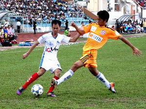 Hà Nội T&T bị mất ngôi đầu vào tay SHB Đà Nẵng