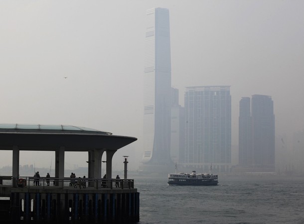 Khí độc bao phủ Hong Kong