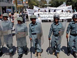 "Nội gián Taliban sát hại 11 cảnh sát Afghanistan"