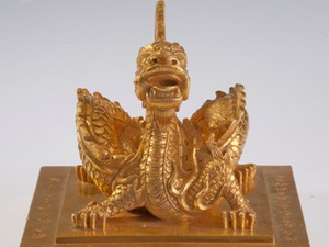 Chiêm ngưỡng 132 “báu vật quốc gia” triều Nguyễn