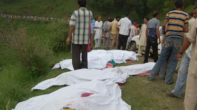 Xe buýt rơi tại Ấn Độ, Nepal, gần 60 người chết