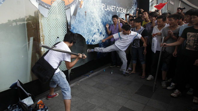 Trung Quốc dọa trừng phạt kinh tế Nhật Bản