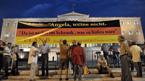 8.000 người Hi Lạp biểu tình phản đối thủ tướng Đức