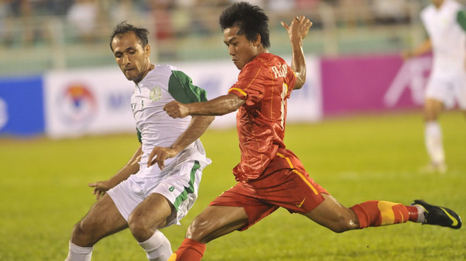 VFF Cup 2012: Đội tuyển VN mở màn thiếu lửa