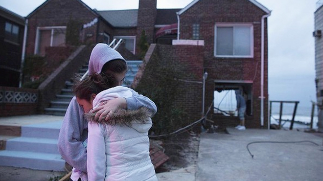 Bờ Đông nước Mỹ tan hoang vì bão Sandy