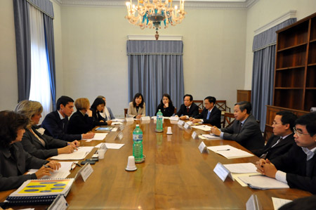 Đo&agrave;n c&ocirc;ng t&aacute;c Ban T&ocirc;n gi&aacute;o Ch&iacute;nh phủ Việt Nam thăm l&agrave;m việc tại Italy 