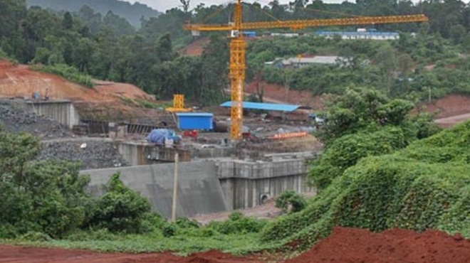 Vỡ đập thủy điện ở Campuchia, 4 người mất tích