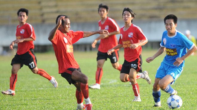 V-League 2013 vẫn có lên, xuống hạng