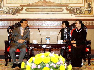 Ph&oacute; Chủ tịch Thượng viện Th&aacute;i Lan thăm TPHCM