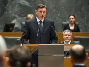 Tân Tổng thống Slovenia Pahor tuyên thệ nhậm chức