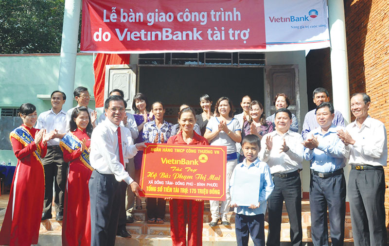 Ấm áp tết của người nghèo