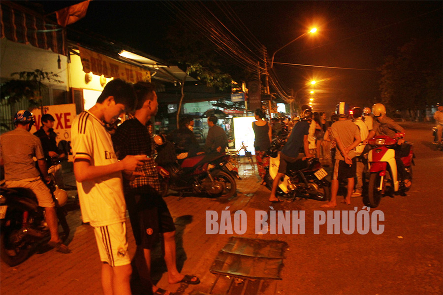 Th&ecirc;m một vụ giết người ngay tại qu&aacute;n nhậu ở phường T&acirc;n Ph&uacute;