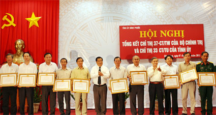 Tổng kết việc thực hiện Chỉ thị 37 của Bộ Chính trị và Chỉ thị 33 của Tỉnh ủy