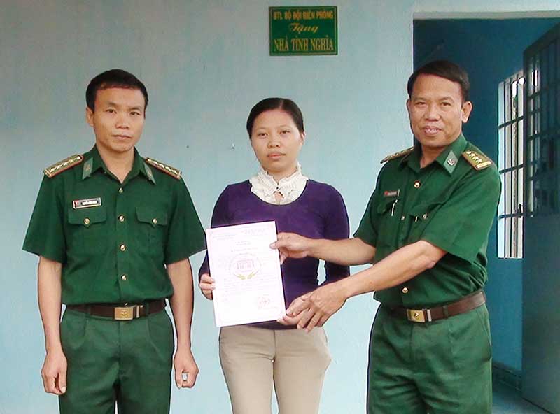 B&agrave;n giao nh&agrave; t&igrave;nh nghĩa nh&acirc;n ng&agrave;y 22-12