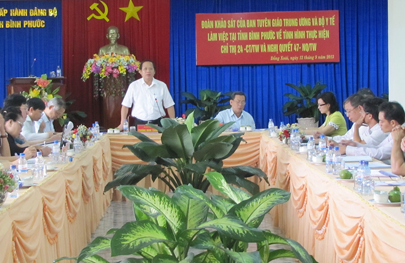 Ban Tuy&ecirc;n gi&aacute;o Trung ương l&agrave;m việc tại B&igrave;nh Phước