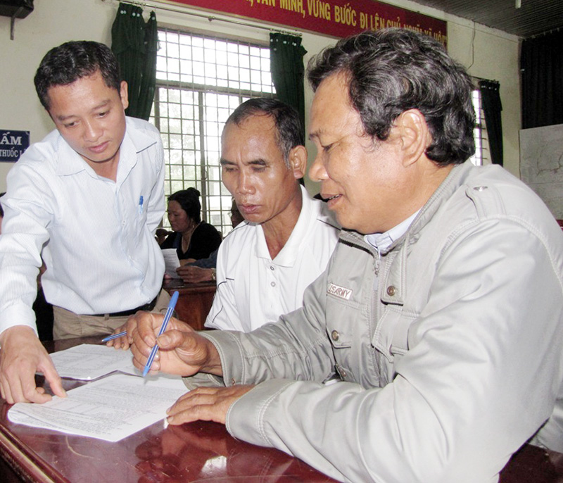 Ban Tuy&ecirc;n gi&aacute;o tỉnh ủy khảo s&aacute;t dư luận x&atilde; hội đợt III năm 2013