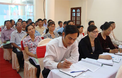 80 cán bộ, hội viên nông dân tập huấn bảo vệ tài nguyên, môi trường