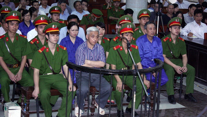 Ho&atilde;n x&eacute;t xử vụ &aacute;n "Bầu" Ki&ecirc;n