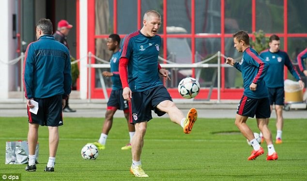 Bayern tung "chiêu độc" dọa dẫm M.U trước đại chiến
