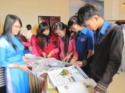 Thống nhất phương &aacute;n tổ chức giải b&aacute;o ch&iacute; tỉnh B&igrave;nh Phước năm 2013