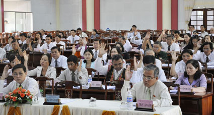 B&ecirc;́ mạc kỳ họp thứ hai HĐND tỉnh khóa VIII