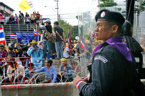 Thái Lan tuyên bố tình trạng an ninh khẩn cấp