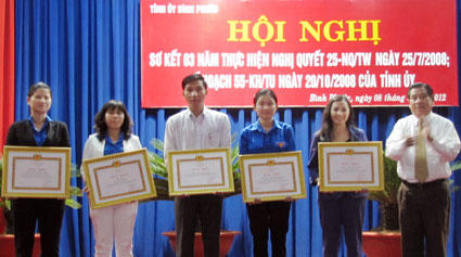 Bí thư tỉnh ủy Nguyễn Tấn Hưng: Cần có chính sách để xã hội hóa công tác thanh niên