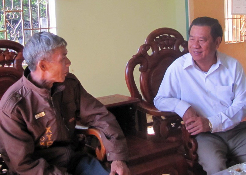 B&iacute; thư tỉnh ủy ch&uacute;c tết gia đ&igrave;nh ch&iacute;nh s&aacute;ch, c&aacute;n bộ l&atilde;o th&agrave;nh v&agrave; Bộ chỉ huy qu&acirc;n sự tỉnh