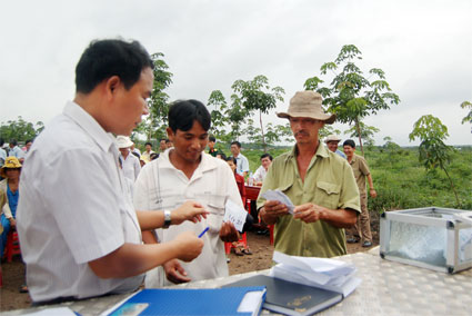 Huyện Bù Đốp: Giao đất an sinh xã hội giai đoạn I cho 30 hộ