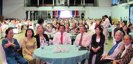 C&aacute;c d&igrave;, c&aacute;c chị l&agrave; tấm gương s&aacute;ng để phụ nữ trong tỉnh noi theo