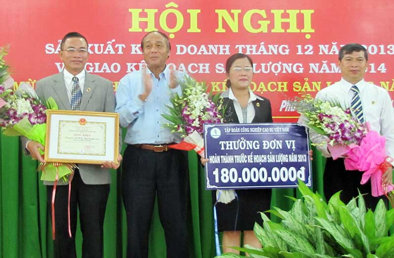 Công ty TNHH MTV cao su Phú Riềng: Hoàn thành kế hoạch sản lượng trước 22 ngày