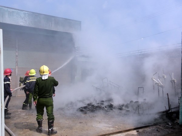 Hỏa hoạn thiêu rụi một xưởng mộc