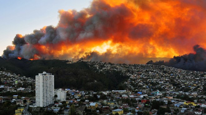 Chile tuyên bố tình trạng thảm họa vì cháy rừng