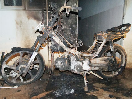 Bình Phước: Thêm một chiếc xe môtô tự bốc cháy