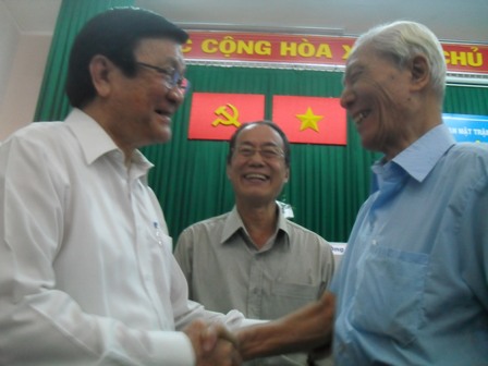 Khuyến kh&iacute;ch n&oacute;i thẳng, n&oacute;i thật để ngăn chặn tham nhũng 