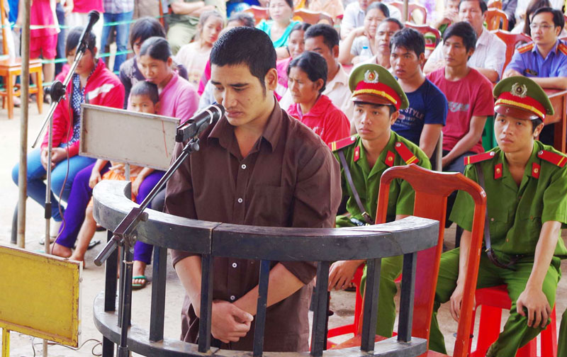 Nghịch tử gi&ecirc;́t cha lĩnh án tù chung th&acirc;n