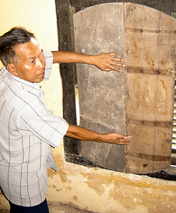 Bi - hài trộm cổ vật đình chùa