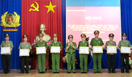 Ban thường vụ Đảng ủy c&ocirc;ng an tỉnh: Kiểm điểm theo Nghị quyết trung ương 4