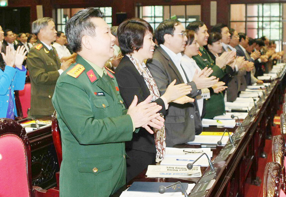 Hiến ph&aacute;p 1992 sửa đổi l&agrave; sự kết tinh &yacute; ch&iacute;, tinh hoa tr&iacute; tuệ