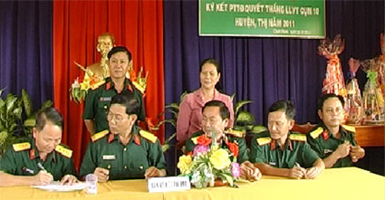 Cụm lực lượng vũ trang 10 huyện, thị: Ký kết thi đua quyết thắng