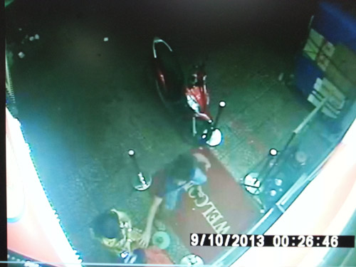 Cướp giật t&aacute;o tợn giữa trung t&acirc;m TP.HCM