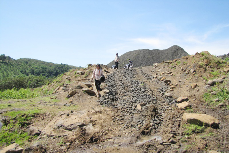  Các DN khai thác đá cam kết không kê giá, ép giá đá