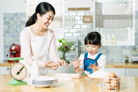 Trẻ chăm ngoan hơn nhờ… Tết