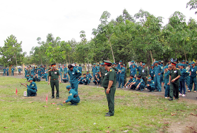 Trốn tr&aacute;nh thực hiện nghĩa vụ tham gia d&acirc;n qu&acirc;n tự vệ sẽ bị phạt