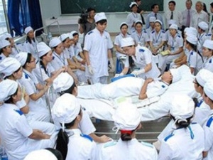 “Siết” chất lượng đào tạo nhân lực ngành y, dược