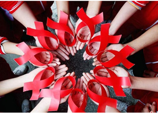 Từ chối điều trị cho người bị nhiễm HIV sẽ bị phạt đến 15 triệu đồng